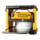 Купити Верстат рейсмусний мережевий DeWALT DW733. Офіційний магазин Dewalt Україна. Фірмовий інструмент та обладнання DeWALT, STANLEY, BLACK+DECKER, BOSTITCH
