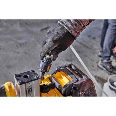Купити Резервуар для подачі води DeWALT DCE6820N. Офіційний магазин Dewalt Україна. Фірмовий інструмент та обладнання DeWALT, STANLEY, BLACK+DECKER, BOSTITCH