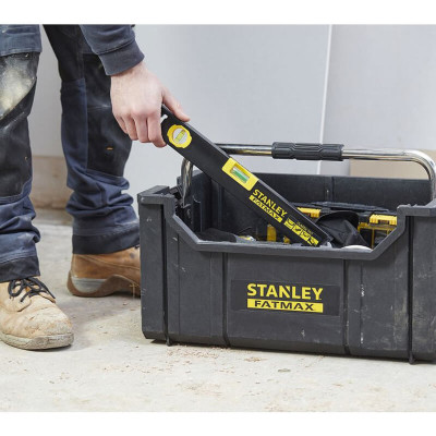Купити Рівень FatMax WATERFIT CLASSIC PRO алюмінієвий довжиною 400 мм із двома капсулами STANLEY FMHT42553-1. Офіційний магазин Dewalt Україна. Фірмовий інструмент та обладнання DeWALT, STANLEY, BLACK+DECKER, BOSTITCH