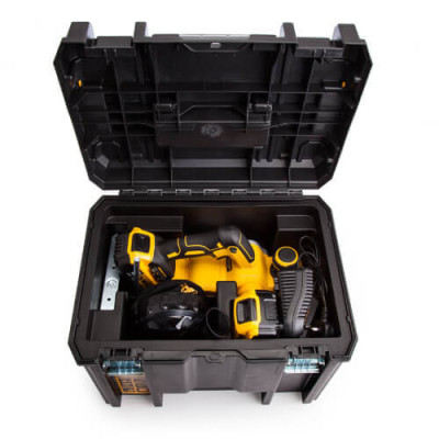 Купити Рубанок акумуляторний безщітковий DeWALT DCP580P2. Офіційний магазин Dewalt Україна. Фірмовий інструмент та обладнання DeWALT, STANLEY, BLACK+DECKER, BOSTITCH