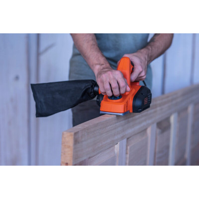 Купить Рубанок сетевой BLACK+DECKER BEW712. Официальный магазин Dewalt Украина. Фирменный инструмент и оборудовние DeWALT, STANLEY, BLACK+DECKER, BOSTITCH