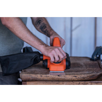 Купить Рубанок сетевой BLACK+DECKER BEW712. Официальный магазин Dewalt Украина. Фирменный инструмент и оборудовние DeWALT, STANLEY, BLACK+DECKER, BOSTITCH