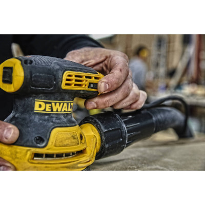 Купити Шліфмашина ексцентрикова мережева DeWALT DWE6423. Офіційний магазин Dewalt Україна. Фірмовий інструмент та обладнання DeWALT, STANLEY, BLACK+DECKER, BOSTITCH