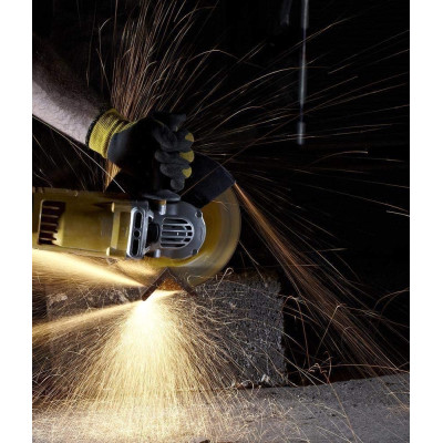 Купити Шліфмашина кутова - болгарка мережева DeWALT DWE4559. Офіційний магазин Dewalt Україна. Фірмовий інструмент та обладнання DeWALT, STANLEY, BLACK+DECKER, BOSTITCH
