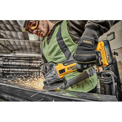 Купити Шліфмашина кутова - болгарка акумуляторна безщіткова DeWALT DCG405H2T. Офіційний магазин Dewalt Україна. Фірмовий інструмент та обладнання DeWALT, STANLEY, BLACK+DECKER, BOSTITCH