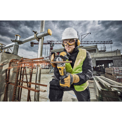 Купить Шлифмашина угловая - болгарка аккумуляторная бесщёточная DeWALT DCG405P3. Официальный магазин Dewalt Украина. Фирменный инструмент и оборудовние DeWALT, STANLEY, BLACK+DECKER, BOSTITCH