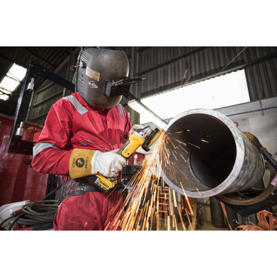 Купить Шлифмашина угловая - болгарка аккумуляторная бесщёточная DeWALT DCG405P3. Официальный магазин Dewalt Украина. Фирменный инструмент и оборудовние DeWALT, STANLEY, BLACK+DECKER, BOSTITCH