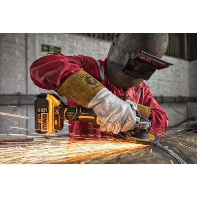 Купить Шлифмашина угловая - болгарка аккумуляторная бесщёточная DeWALT DCG405P3. Официальный магазин Dewalt Украина. Фирменный инструмент и оборудовние DeWALT, STANLEY, BLACK+DECKER, BOSTITCH