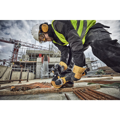Купити Шліфмашина кутова - болгарка акумуляторна безщіткова DeWALT DCG406N. Офіційний магазин Dewalt Україна. Фірмовий інструмент та обладнання DeWALT, STANLEY, BLACK+DECKER, BOSTITCH