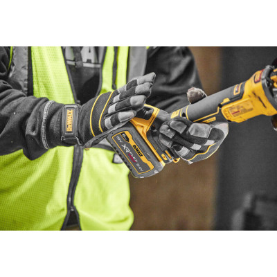 Купить Шлифмашина угловая - болгарка аккумуляторная бесщёточная DeWALT DCG409T1. Официальный магазин Dewalt Украина. Фирменный инструмент и оборудовние DeWALT, STANLEY, BLACK+DECKER, BOSTITCH