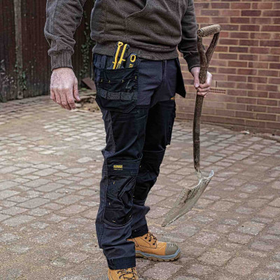 Купити Штани MEMPHIS DeWALT DWC147-004-3431. Офіційний магазин Dewalt Україна. Фірмовий інструмент та обладнання DeWALT, STANLEY, BLACK+DECKER, BOSTITCH