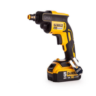 Купить Шуруповерт аккумуляторный бесщеточный DeWALT DCF620P2K. Официальный магазин Dewalt Украина. Фирменный инструмент и оборудовние DeWALT, STANLEY, BLACK+DECKER, BOSTITCH