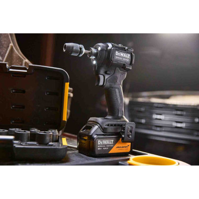 Купить Шуруповёрт ударный McLaren F1 TEAM SPECIAL EDITION DeWALT DCF86MM1T. Официальный магазин Dewalt Украина. Фирменный инструмент и оборудовние DeWALT, STANLEY, BLACK+DECKER, BOSTITCH
