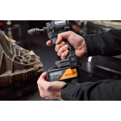 Купить Шуруповёрт ударный McLaren F1 TEAM SPECIAL EDITION DeWALT DCF86MM1T. Официальный магазин Dewalt Украина. Фирменный инструмент и оборудовние DeWALT, STANLEY, BLACK+DECKER, BOSTITCH