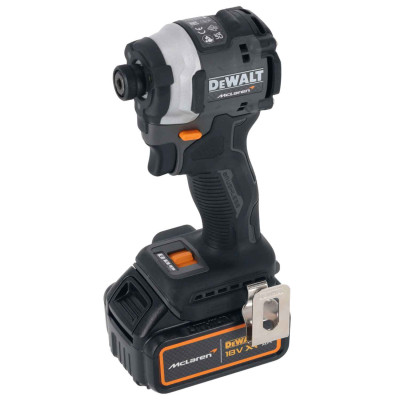 Купити Шурупокрут ударний McLaren F1 TEAM LIMITED EDITION DeWALT DCF85MP2T. Офіційний магазин Dewalt Україна. Фірмовий інструмент та обладнання DeWALT, STANLEY, BLACK+DECKER, BOSTITCH