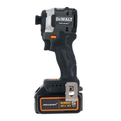 Купити Шурупокрут ударний McLaren F1 TEAM LIMITED EDITION DeWALT DCF85MP2T. Офіційний магазин Dewalt Україна. Фірмовий інструмент та обладнання DeWALT, STANLEY, BLACK+DECKER, BOSTITCH