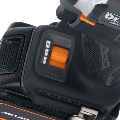 Купити Шурупокрут ударний McLaren F1 TEAM LIMITED EDITION DeWALT DCF85MM2T. Офіційний магазин Dewalt Україна. Фірмовий інструмент та обладнання DeWALT, STANLEY, BLACK+DECKER, BOSTITCH