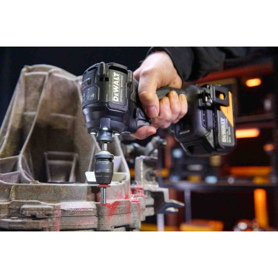 Купить Шуруповёрт ударный McLaren F1 TEAM SPECIAL EDITION DeWALT DCF86MP2T. Официальный магазин Dewalt Украина. Фирменный инструмент и оборудовние DeWALT, STANLEY, BLACK+DECKER, BOSTITCH