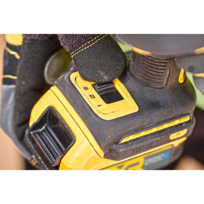 Купити Шурупокрут ударний гідравлічний акумуляторний безщітковий DeWALT DCF870E2T. Офіційний магазин Dewalt Україна. Фірмовий інструмент та обладнання DeWALT, STANLEY, BLACK+DECKER, BOSTITCH