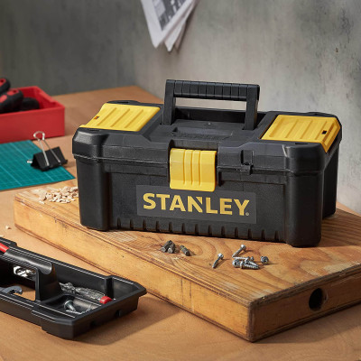 Купити Скринька ESSENTIAL, розміри 320x188x132 мм (12.5) STANLEY STST1-75514. Офіційний магазин Dewalt Україна. Фірмовий інструмент та обладнання DeWALT, STANLEY, BLACK+DECKER, BOSTITCH