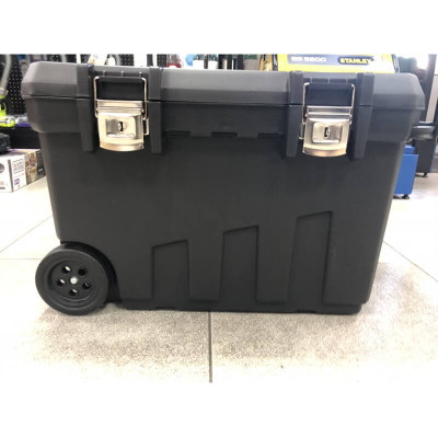 Купить Ящик большого объема Mobile Job Chest, размеры 768х490х476 мм, с колесами STANLEY 1-92-978. Официальный магазин Dewalt Украина. Фирменный инструмент и оборудовние DeWALT, STANLEY, BLACK+DECKER, BOSTITCH