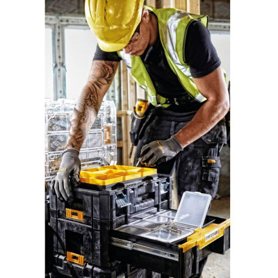 Купить Ящик инструментальный TSTAK DeWALT DWST1-70705. Официальный магазин Dewalt Украина. Фирменный инструмент и оборудовние DeWALT, STANLEY, BLACK+DECKER, BOSTITCH