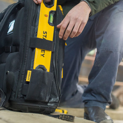 Купити Рюкзак FatMax Quick Access для зручності транспортування та зберігання інструменту STANLEY FMST1-80144. Офіційний магазин Dewalt Україна. Фірмовий інструмент та обладнання DeWALT, STANLEY, BLACK+DECKER, BOSTITCH