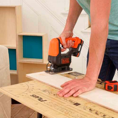 Купити Пила лобзикова акумуляторна BLACK+DECKER BDCJS12N. Офіційний магазин Dewalt Україна. Фірмовий інструмент та обладнання DeWALT, STANLEY, BLACK+DECKER, BOSTITCH