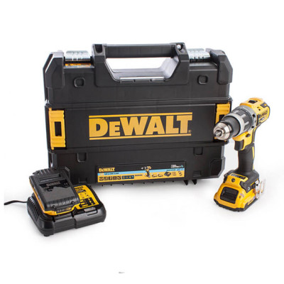 Купити Акумуляторний ударний дриль-шуруповерт DeWALT DCD797D2B. Офіційний магазин Dewalt Україна. Фірмовий інструмент та обладнання DeWALT, STANLEY, BLACK+DECKER, BOSTITCH