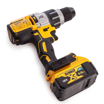 Купити Дриль-шуруповерт акумуляторна безщіткова ударна DeWALT DCD997P2B. Офіційний магазин Dewalt Україна. Фірмовий інструмент та обладнання DeWALT, STANLEY, BLACK+DECKER, BOSTITCH