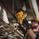 Купити Різак шпильок акумуляторний DeWALT DCS350N. Офіційний магазин Dewalt Україна. Фірмовий інструмент та обладнання DeWALT, STANLEY, BLACK+DECKER, BOSTITCH