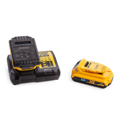 Купити Шуруповерт акумуляторний ударний безщітковий DeWALT DCF888D2B. Офіційний магазин Dewalt Україна. Фірмовий інструмент та обладнання DeWALT, STANLEY, BLACK+DECKER, BOSTITCH