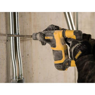 Купити Перфоратор SDS-Plus DeWALT D25052K. Офіційний магазин Dewalt Україна. Фірмовий інструмент та обладнання DeWALT, STANLEY, BLACK+DECKER, BOSTITCH