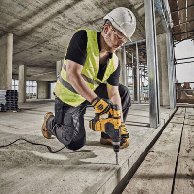 Купити Перфоратор мережевий SDS-Plus DeWALT D25334K. Офіційний магазин Dewalt Україна. Фірмовий інструмент та обладнання DeWALT, STANLEY, BLACK+DECKER, BOSTITCH