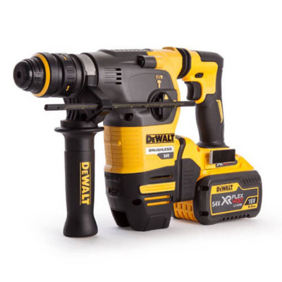 Купить Перфоратор аккумуляторный бесщёточный SDS-Plus DeWALT DCH334X2. Официальный магазин Dewalt Украина. Фирменный инструмент и оборудовние DeWALT, STANLEY, BLACK+DECKER, BOSTITCH