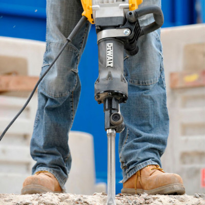 Купити Відбійний молоток мережевий DeWALT D25961K. Офіційний магазин Dewalt Україна. Фірмовий інструмент та обладнання DeWALT, STANLEY, BLACK+DECKER, BOSTITCH
