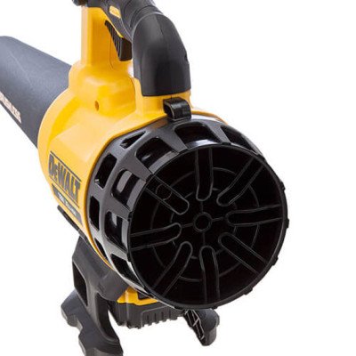Купити Повітродувка акумуляторна безщіткова DeWALT DCM562P1. Офіційний магазин Dewalt Україна. Фірмовий інструмент та обладнання DeWALT, STANLEY, BLACK+DECKER, BOSTITCH