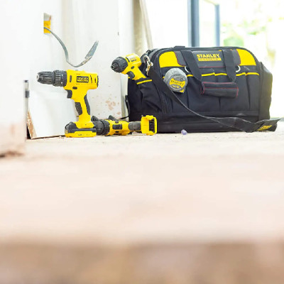 Купити Дриль-шуруповерт акумуляторний STANLEY FATMAX FMC011S2. Офіційний магазин Dewalt Україна. Фірмовий інструмент та обладнання DeWALT, STANLEY, BLACK+DECKER, BOSTITCH