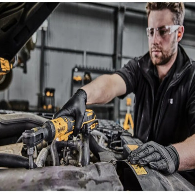 Купити Гайковерт кутовий - тріска акумуляторний безщітковий DeWALT DCF512D1G. Офіційний магазин Dewalt Україна. Фірмовий інструмент та обладнання DeWALT, STANLEY, BLACK+DECKER, BOSTITCH