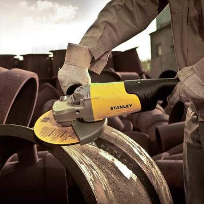 Купить Шлифмашина угловая - болгарка сетевая STANLEY SL209. Официальный магазин Dewalt Украина. Фирменный инструмент и оборудовние DeWALT, STANLEY, BLACK+DECKER, BOSTITCH