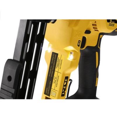 Купити Степлер скобозабивний акумуляторний безщітковий DeWALT DCFS950N. Офіційний магазин Dewalt Україна. Фірмовий інструмент та обладнання DeWALT, STANLEY, BLACK+DECKER, BOSTITCH