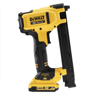 Купити Степлер скобозабивний акумуляторний DeWALT DCN701D2. Офіційний магазин Dewalt Україна. Фірмовий інструмент та обладнання DeWALT, STANLEY, BLACK+DECKER, BOSTITCH