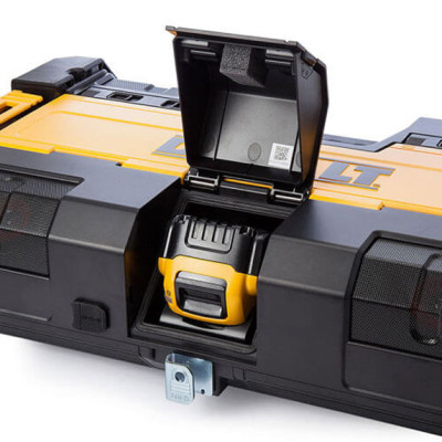 Купити Зарядний пристрій-радіоприймач DeWALT DWST1-75659. Офіційний магазин Dewalt Україна. Фірмовий інструмент та обладнання DeWALT, STANLEY, BLACK+DECKER, BOSTITCH