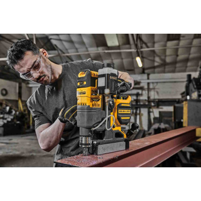 Купити Верстат свердлильний акумуляторний безщітковий магнітний DeWALT DCD1623N. Офіційний магазин Dewalt Україна. Фірмовий інструмент та обладнання DeWALT, STANLEY, BLACK+DECKER, BOSTITCH