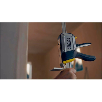 Купить Струбцина распорная-домкрат FATMAX® TradeLift™ триггерная, максимальная грузоподъемность 150 кг STANLEY FMHT83550-1. Официальный магазин Dewalt Украина. Фирменный инструмент и оборудовние DeWALT, STANLEY, BLACK+DECKER, BOSTITCH