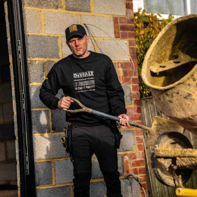 Купить Свитшот 100 YEAR LOGO SWEATSHIRT DeWALT DWC237-001-XL. Официальный магазин Dewalt Украина. Фирменный инструмент и оборудовние DeWALT, STANLEY, BLACK+DECKER, BOSTITCH