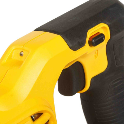 Купити Вібратор глибинний акумуляторний DeWALT DCE531N. Офіційний магазин Dewalt Україна. Фірмовий інструмент та обладнання DeWALT, STANLEY, BLACK+DECKER, BOSTITCH
