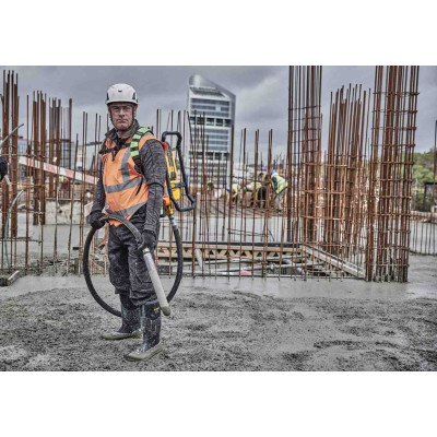 Купити Вібратор-наплічник глибинний акумуляторний POWERSHIFT DeWALT DCPS310N. Офіційний магазин Dewalt Україна. Фірмовий інструмент та обладнання DeWALT, STANLEY, BLACK+DECKER, BOSTITCH