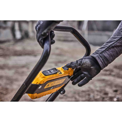 Купити Вібраційна плита прямохідна акумуляторна POWERSHIFT DeWALT DCPS7154N. Офіційний магазин Dewalt Україна. Фірмовий інструмент та обладнання DeWALT, STANLEY, BLACK+DECKER, BOSTITCH