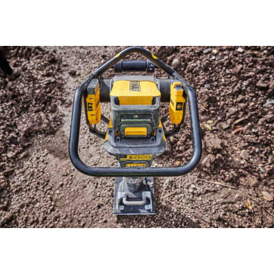 Купити Вібротрамбовка акумуляторна POWERSHIFT DeWALT DCPS660N. Офіційний магазин Dewalt Україна. Фірмовий інструмент та обладнання DeWALT, STANLEY, BLACK+DECKER, BOSTITCH